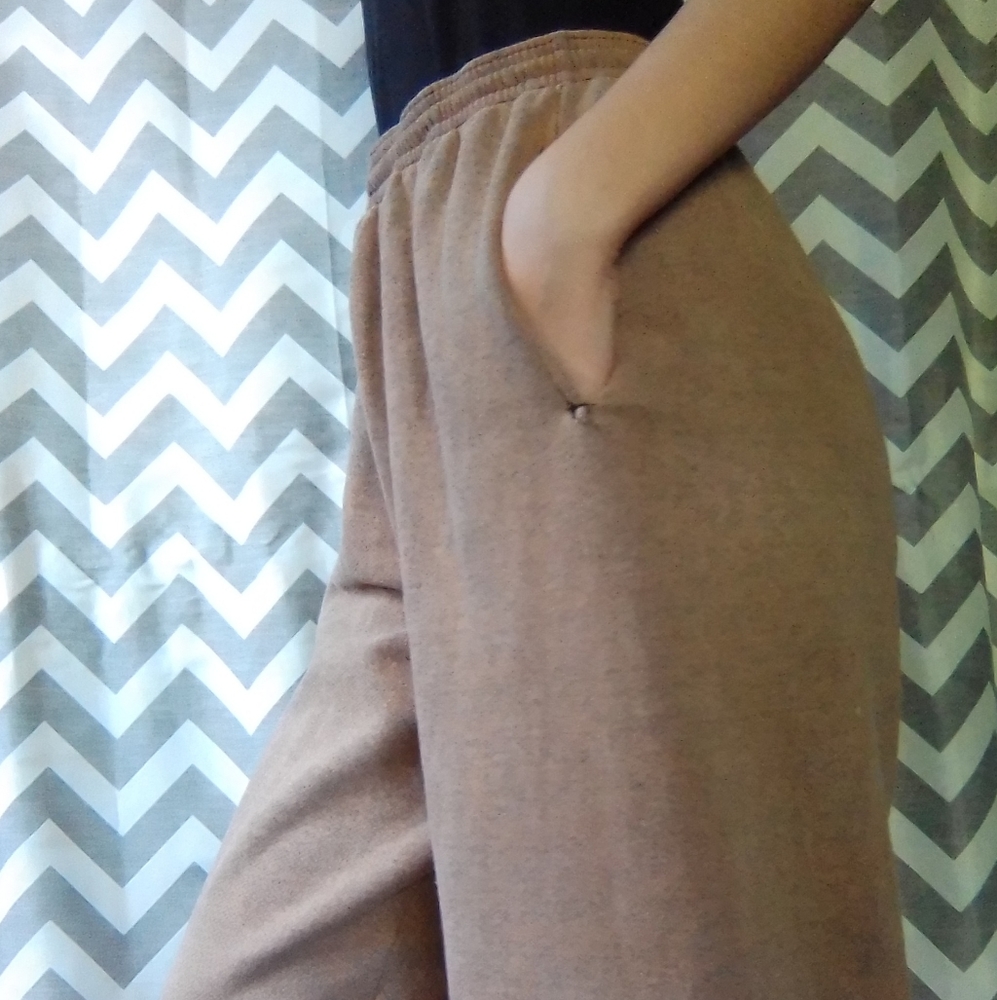 NIKE SWEATPANTS